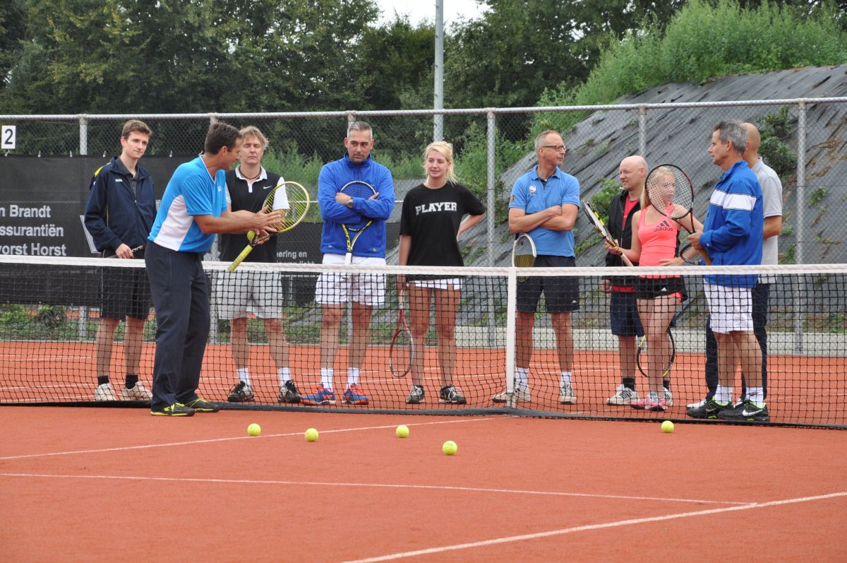 sv_aspargos_en_tc_grubbenvorst_2015_75_20150910_1842055066